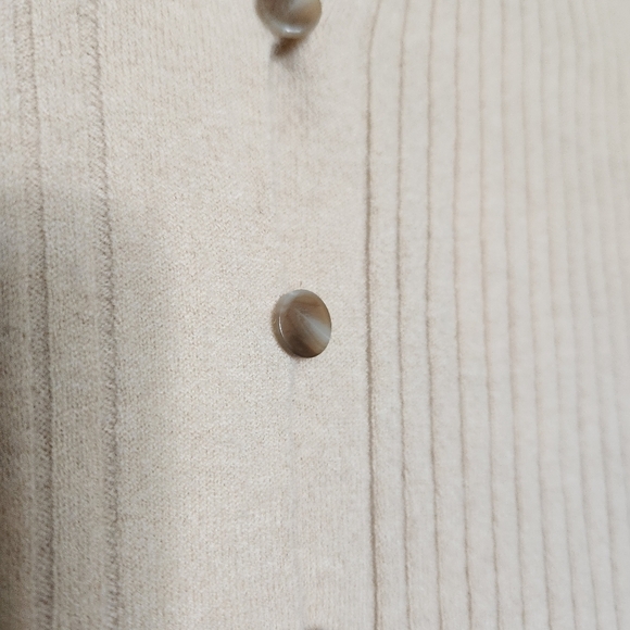 Vince Wool/Cashmere Sweater - Picture 8 of 9